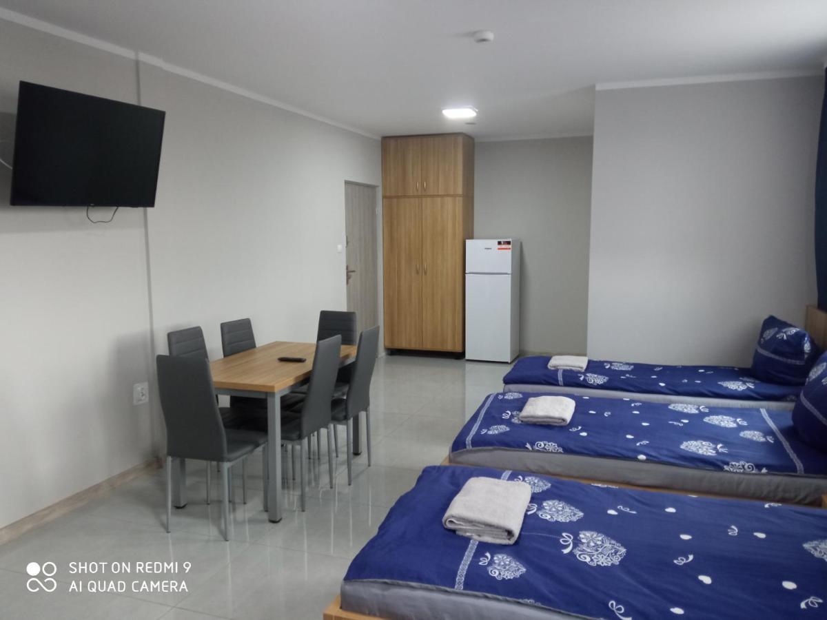 Albergue Czerwony Szafir Grodzisk Grodzisk Mazowiecki Exterior foto