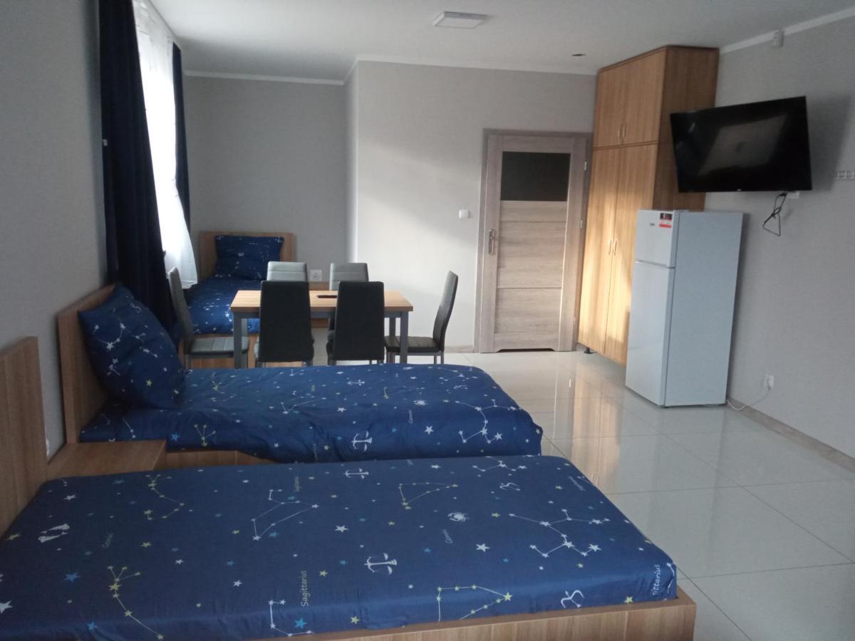 Albergue Czerwony Szafir Grodzisk Grodzisk Mazowiecki Exterior foto