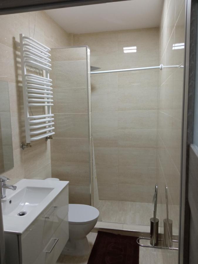 Albergue Czerwony Szafir Grodzisk Grodzisk Mazowiecki Exterior foto