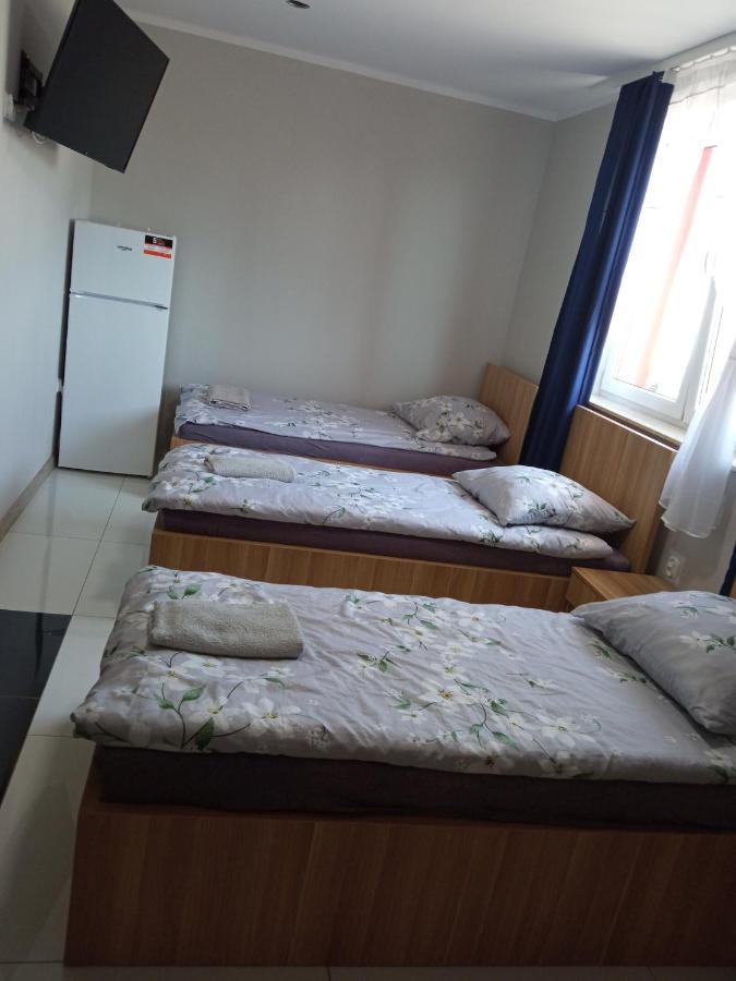 Albergue Czerwony Szafir Grodzisk Grodzisk Mazowiecki Exterior foto
