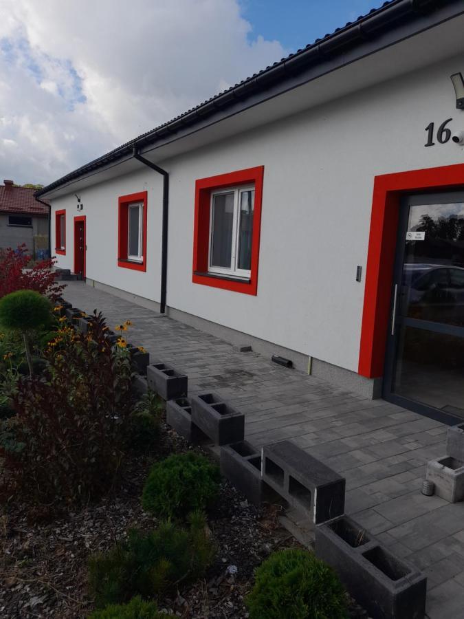 Albergue Czerwony Szafir Grodzisk Grodzisk Mazowiecki Exterior foto