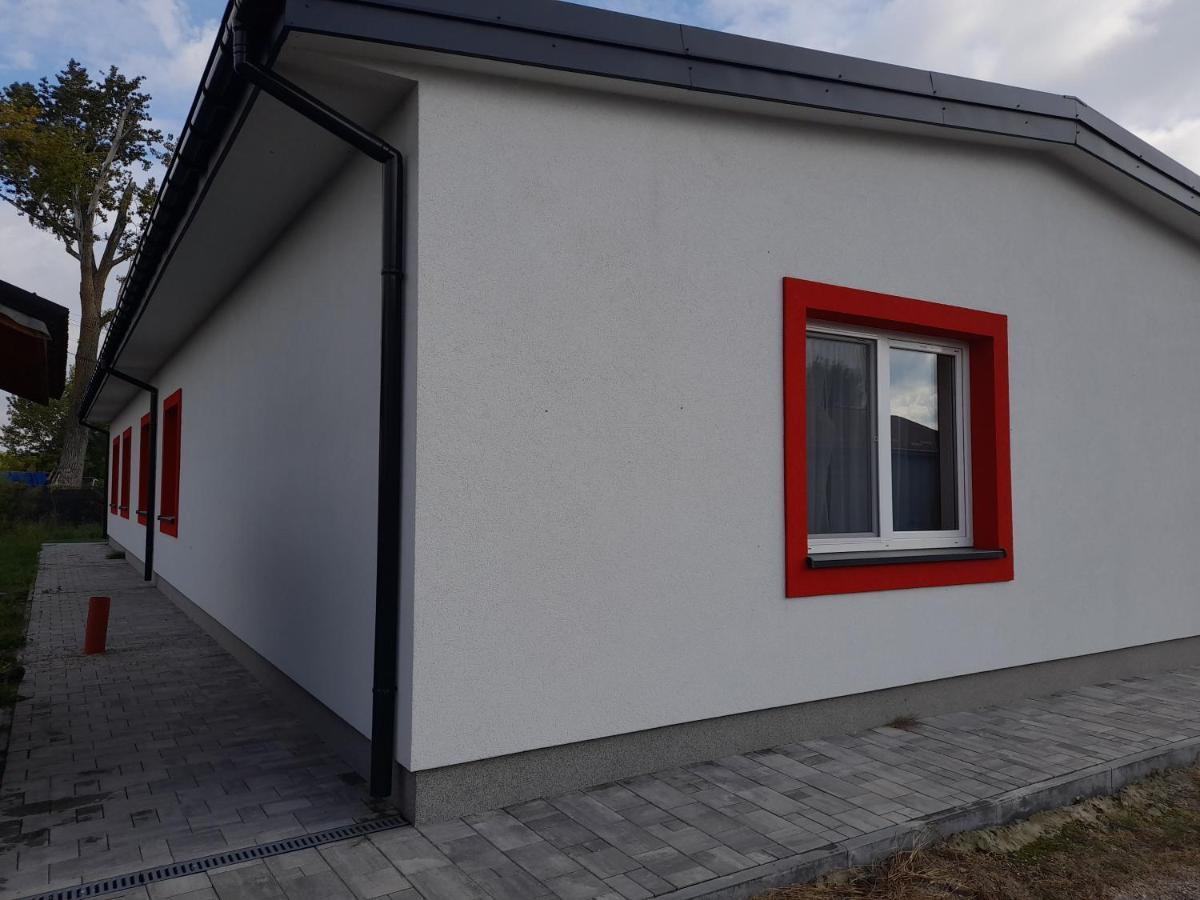Albergue Czerwony Szafir Grodzisk Grodzisk Mazowiecki Exterior foto